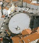 Pogled od zgoraj na prenovljeni Tartinijev trg